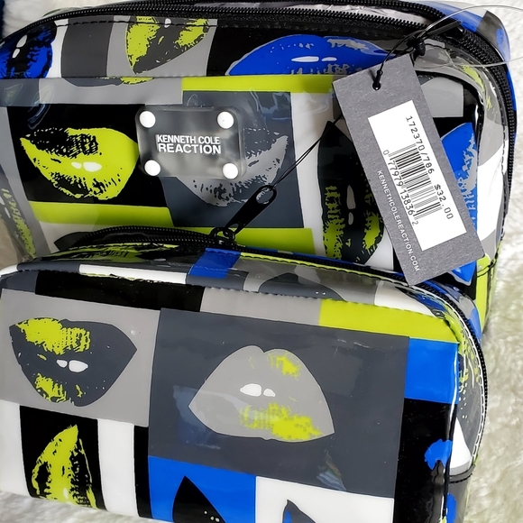 Kenneth Cole Travel Toiletry Set - Picture 2 of 3